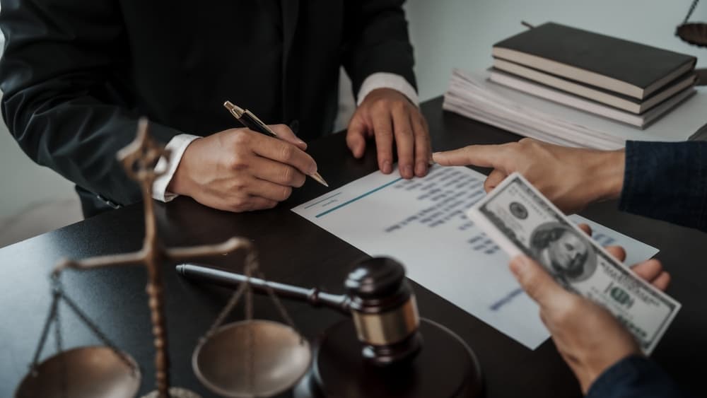 How Much Does it Cost to Hire a Lawyer